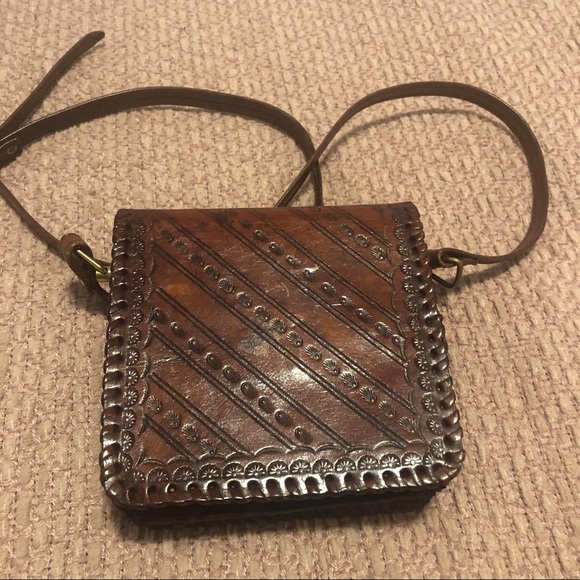 Carved Leather Purse - Picture 5 of 7